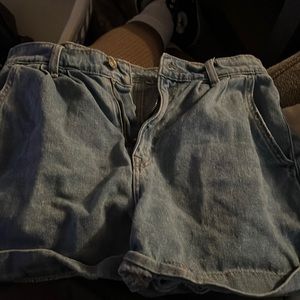 American eagle mom shorts
